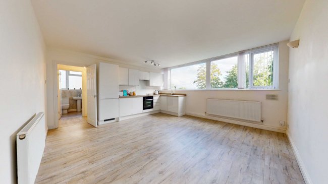 4 Crofton Court and Garage, Cypress Road, Anerley, London, SE25 4BB 6