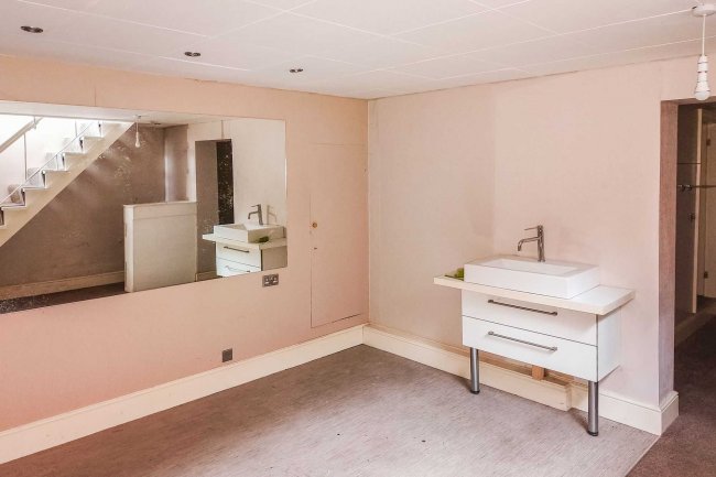 14a Hargreaves Street, Burnley, BB11 1DZ 4