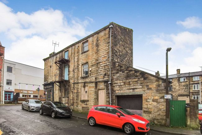 14a Hargreaves Street, Burnley, BB11 1DZ 4
