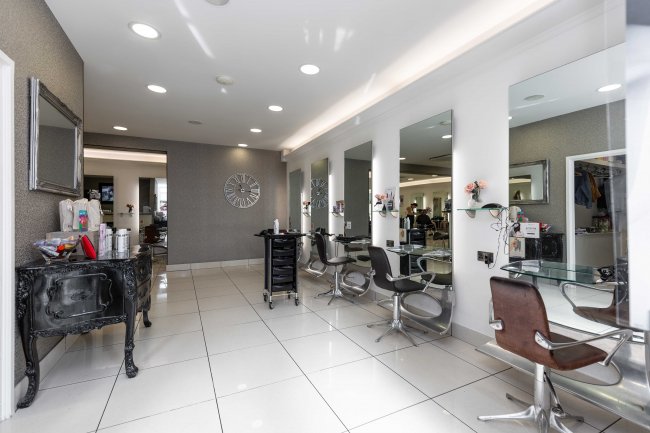 150 Fleet Road, Fleet, GU51 4BW 3