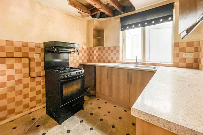 26 Glenmore Drive, Birmingham, West Midlands, B38 8YR 8