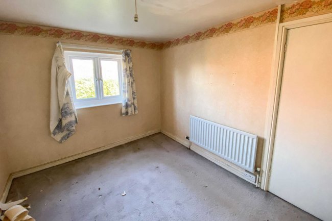 8 Aldbourne Road, Baydon, Marlborough, Wiltshire, SN8 2HZ 5