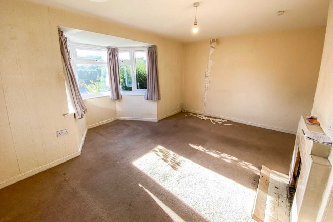 8 Aldbourne Road, Baydon, Marlborough, Wiltshire, SN8 2HZ 5