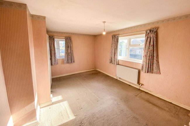 8 Aldbourne Road, Baydon, Marlborough, Wiltshire, SN8 2HZ 5