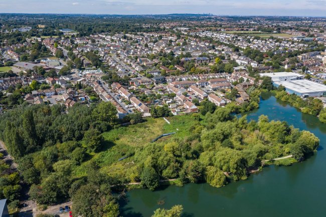 Land to the North of Powder Mill Lane, Dartford, Kent, DA1 1NW 8