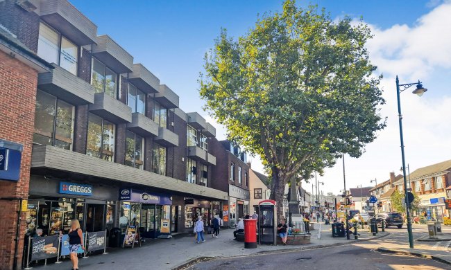 81-87 High Street, Rayleigh, Essex, SS6 7EJ 1