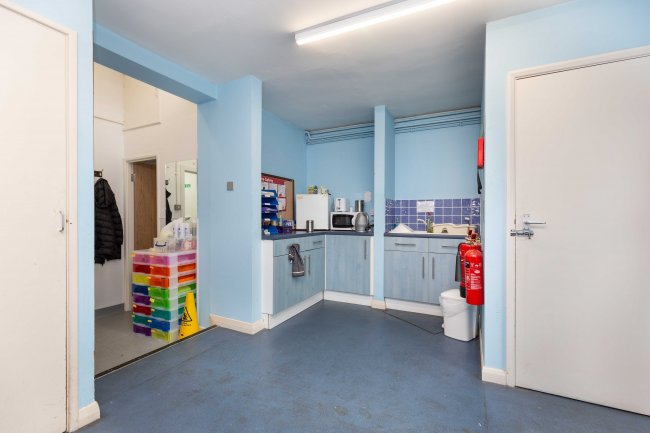 280 Goring Road, Goring, BN12 4PE 2