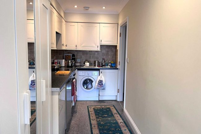 1 - 8 Admiral Mews and 82/84 Merton High Street, London, SW19 3