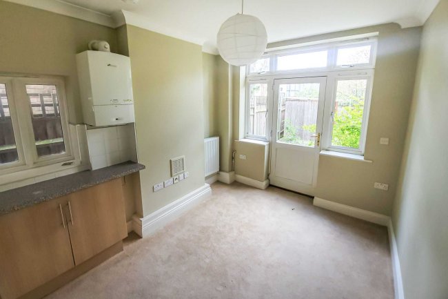 3 Durham Road, Raynes Park, London SW20 0QH 8