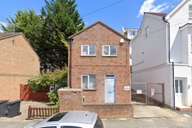 67 Lower Road, Kenley, Croydon, CR8 5NH 6