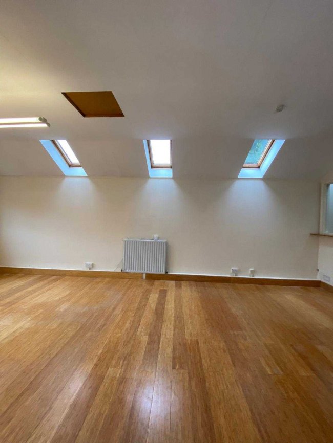 67 Lower Road, Kenley, Croydon, CR8 5NH 6