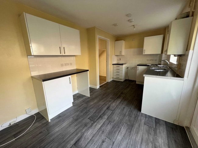 7 Victoria Road, Leytonstone, E11 4JS 8