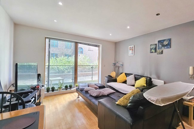 Flat 2, The Foundry, 2a Lower Chatham Street, Macintosh Village, M1 5TF 6