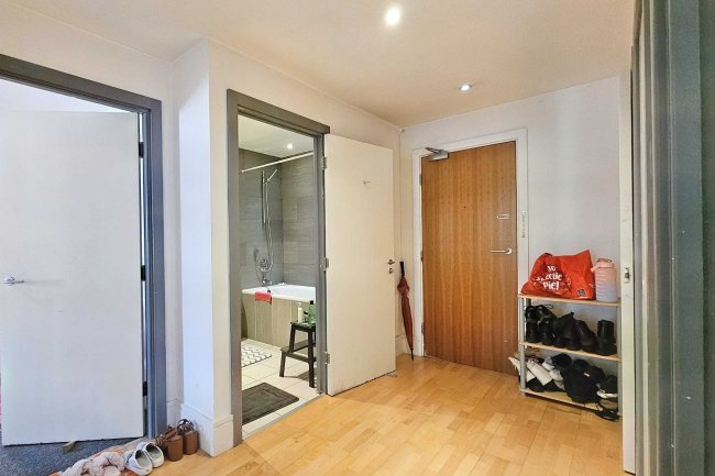 Flat 2, The Foundry, 2a Lower Chatham Street, Macintosh Village, M1 5TF 6