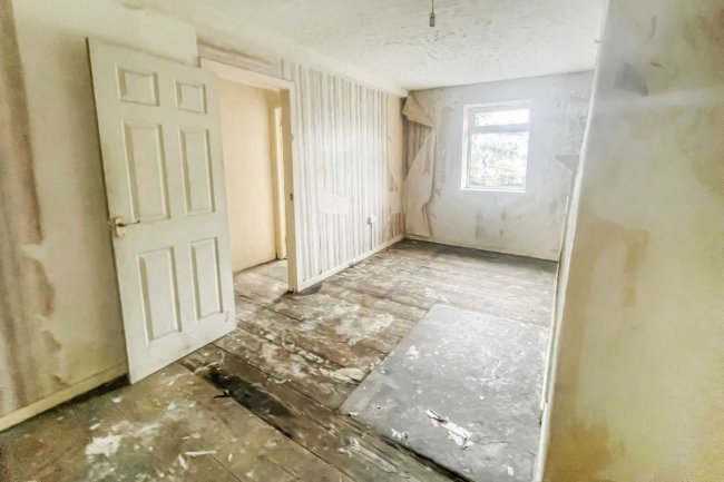 1 Farside Green, Bradford, West Yorkshire, BD5 9DF 8