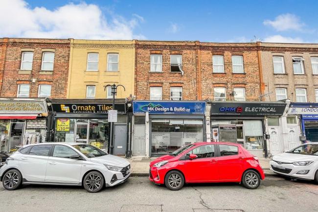 125a Woodlands Road, Ilford, Essex, IG1 1JP 1