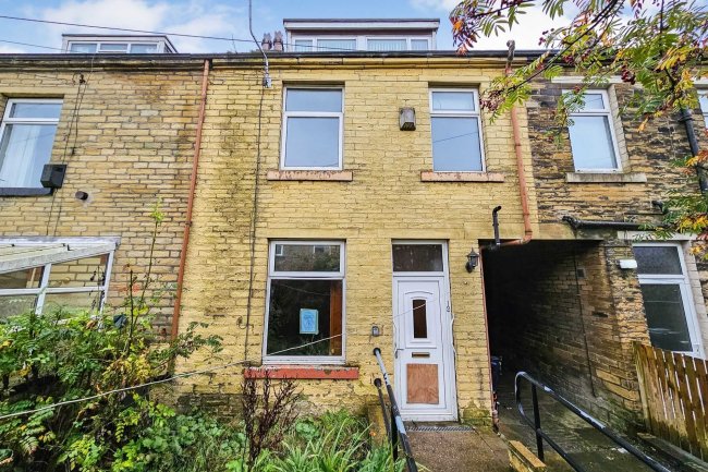 12 Holly Street, Bradford, BD6 3NF 3