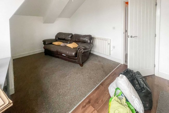 Flat 59 Courier House, 9 King Cross Street, Halifax, HX1 2DG 8