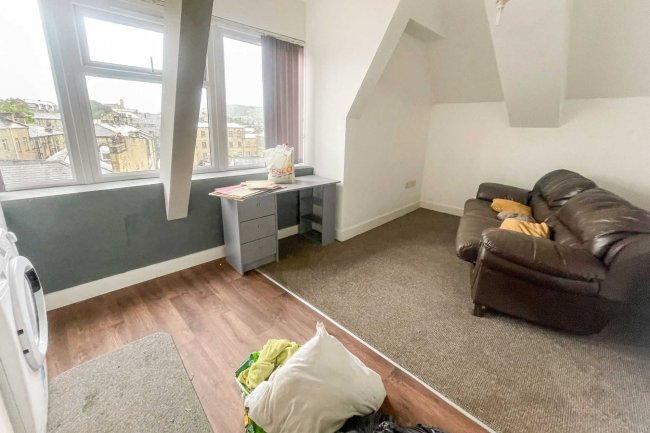 Flat 59 Courier House, 9 King Cross Street, Halifax, HX1 2DG 8