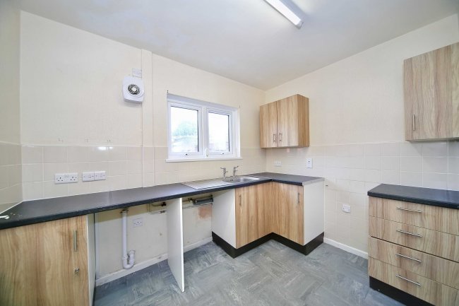 43 Gloucester Avenue, Dawley TF4 2HX 8