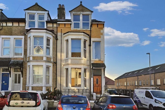 1 Grove Street, Morecambe, Lancashire, LA4 4DP 4