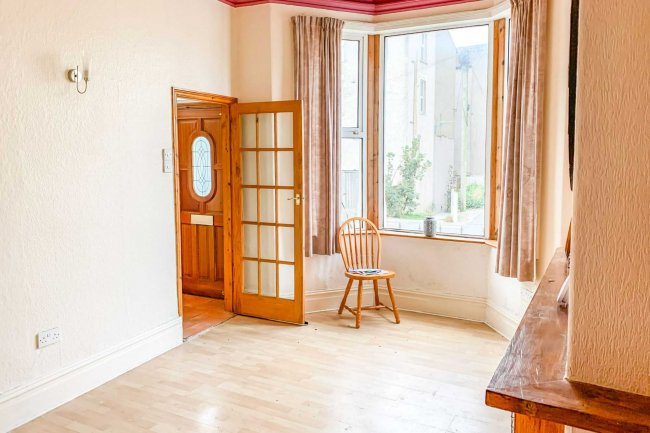 1 Grove Street, Morecambe, Lancashire, LA4 4DP 4