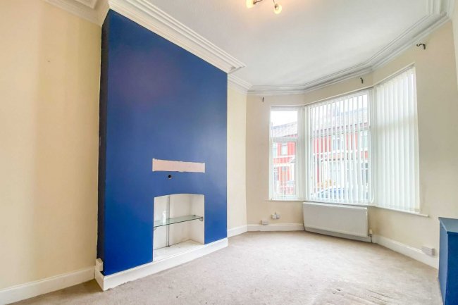 4 Stamford Avenue, Blackpool, Lancashire FY4 2BJ 2