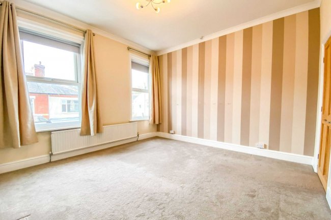 4 Stamford Avenue, Blackpool, Lancashire FY4 2BJ 2