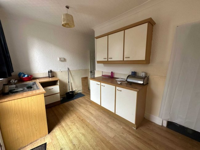 30 Howlish View, Coundon, Bishop Auckland, DL14 8ND 7