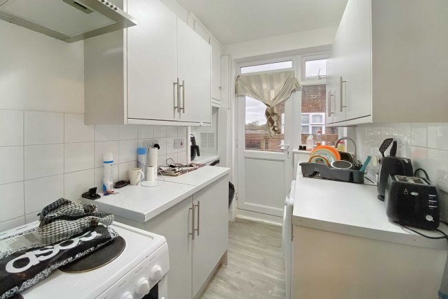 Flat 24, Fairlop Court, Fairlop Road, Leytonstone, London, E11 1BG 8