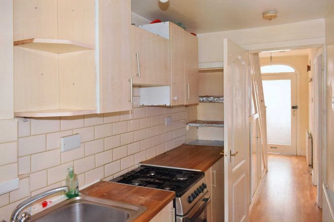 19 Tiverton Road, Coventry, West Midlands, CV2 3DN 4