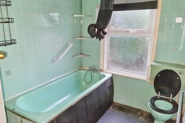 16 Judge Street, Watford, Hertfordshire, WD24 5AW 9