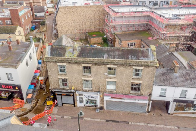 15 Hitchin Street, Biggleswade, SG18 8AX 5