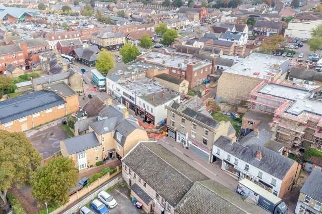 15 Hitchin Street, Biggleswade, SG18 8AX 5