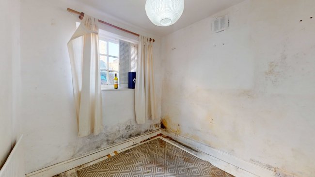 99 Ingelow Road, Battersea, London, SW8 3PE 10