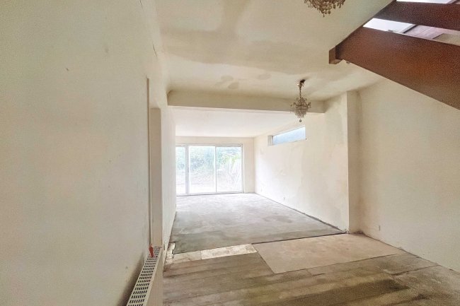 31 Waldenhurst Road, Orpington, Kent, BR5 4HN 10