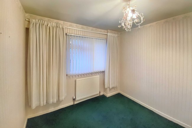 129 Heaton Avenue, Romford, Essex, RM3 7HL 3