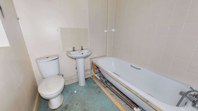 76 Springfield Place, Kingston Upon Thames KT3 3LP 3