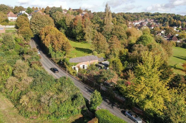 Belringham, Headcorn Road, Sutton Valence, Kent, ME17 3AR 7