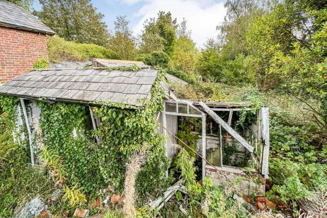 Belringham, Headcorn Road, Sutton Valence, Kent, ME17 3AR 7