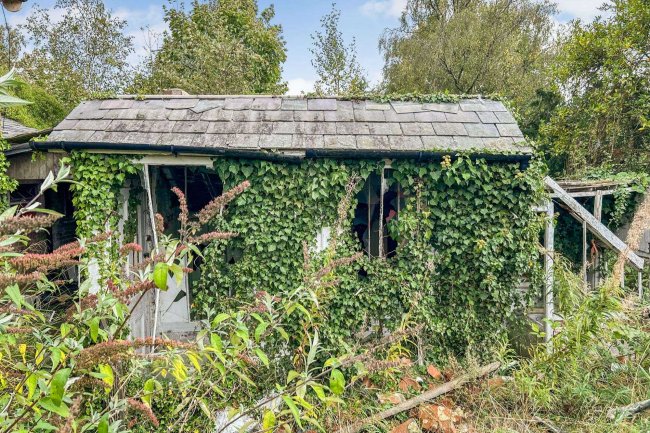 Belringham, Headcorn Road, Sutton Valence, Kent, ME17 3AR 7