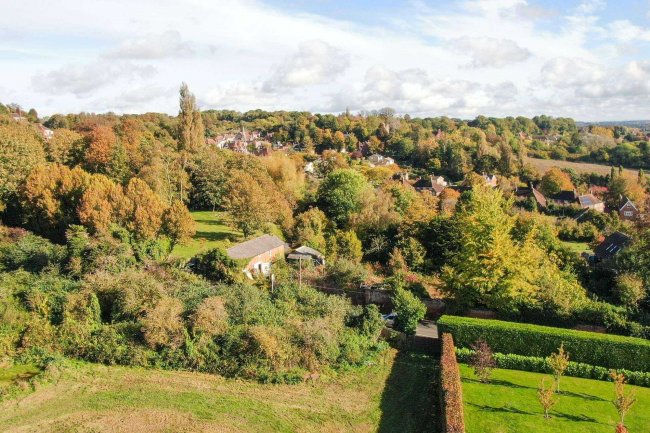 Belringham, Headcorn Road, Sutton Valence, Kent, ME17 3AR 7