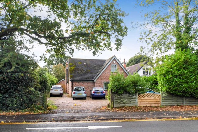 Broad Lane, Coventry, CV5 7AH 2