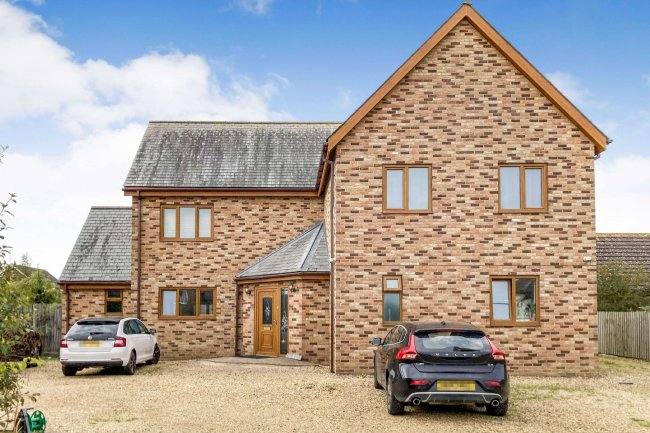 24 Doddington Road, Chatteris, PE16 6UA 3