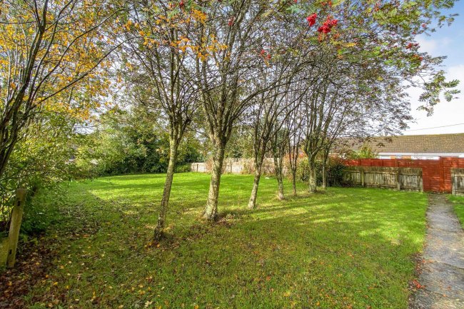 Land rear of 76a-78 Fleming Avenue, North Baddesley, Southampton SO52 9AQ 6