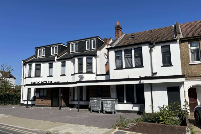 34-38 Pinner Road, Harrow, HA1 4HZ 5