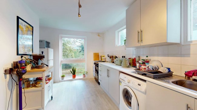 28 Queens Road, Twickenham, TW1 4EX 8