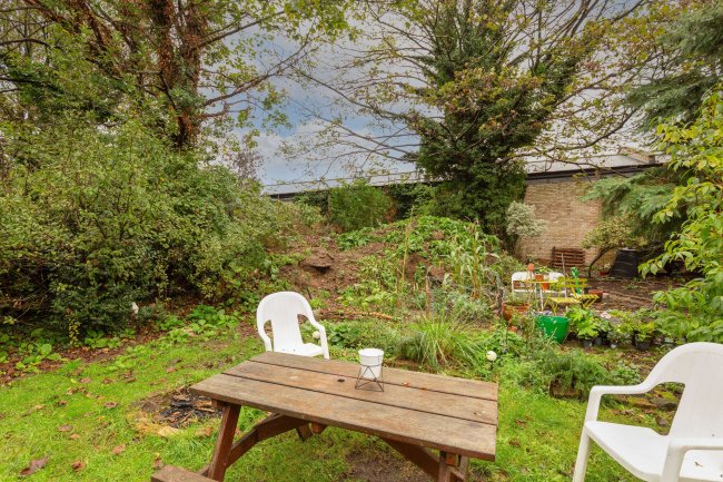 28 Queens Road, Twickenham, TW1 4EX 8