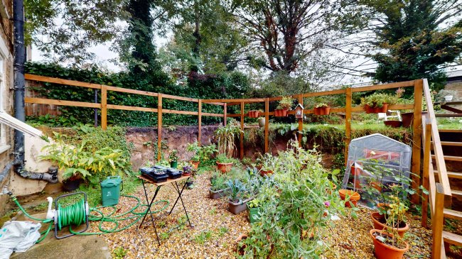 28 Queens Road, Twickenham, TW1 4EX 8