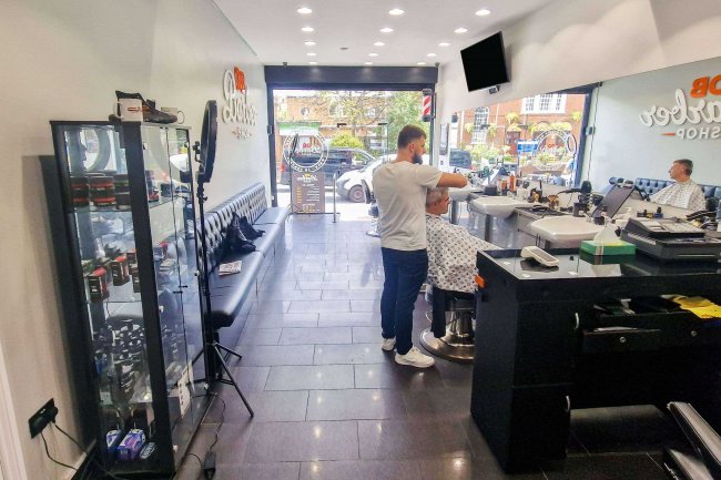 96 & 98/100 High Street Colliers Wood, London, SW19 2BT 7